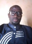 Adama, 28, Montreal