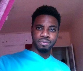 Yann, 34 года, Libreville