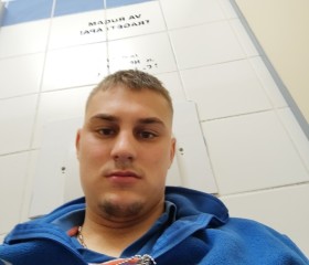 razvan, 19, Kogalniceanu (Constanta)