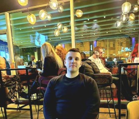 Ajdin, 26, Tuzla