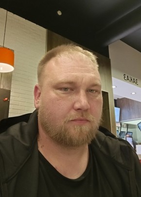 Кирилл из Рязани 37 лет