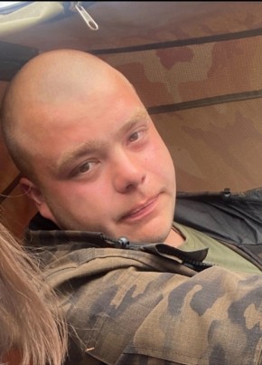 Дмитрий из Ухты 21 год