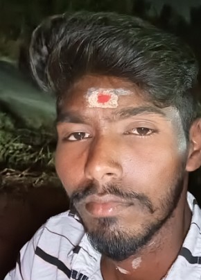 Loganathan, 19, India, Chennai