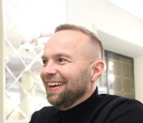 Rusik  Semenov, 38, Orel