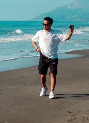 Artem, 37, Russia, Moscow