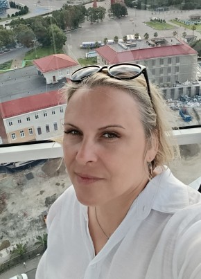 Лидия из Екатеринбурга 47 лет