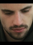 Nic, 22 года