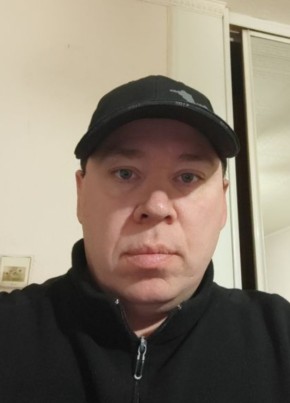 Павел из Северска 43 года
