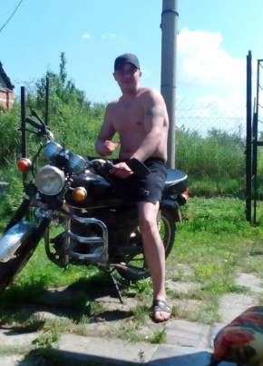 Serj, 40, Россия, Саратовская