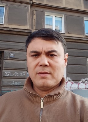 Aziz из Middelharnis 33 года