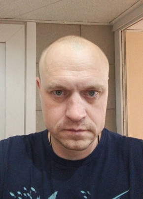 Алексей из Климовска 42 года