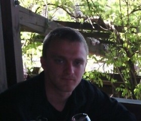 Олег, 28 лет, Азов