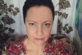 Yulya, 55 - Just Me