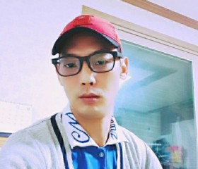 윤희수, 45, Jeonju
