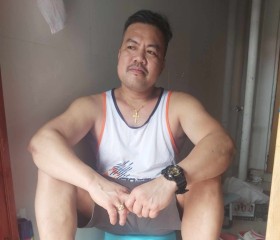 Edu, 43, Macau