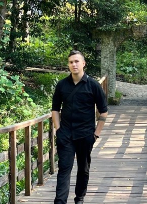 Максим из Волгограда 30 лет