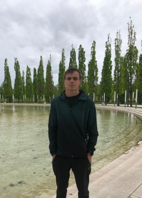 Oleg из Новороссийска 26 лет