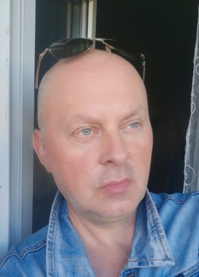 Александр из Rīga 47 лет