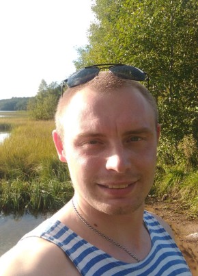 Илья, 28, Россия, Пикалёво
