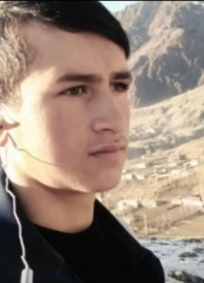 Ehson Mirzoev из Омска 19 лет