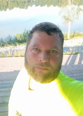 Valeri из Espoo 43 года