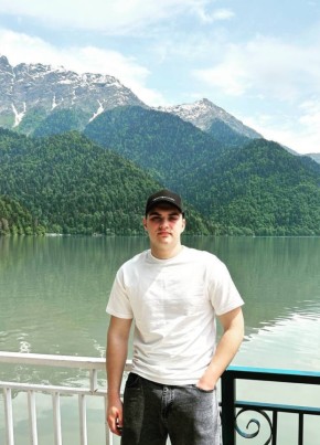 Александр из Химки 21 год