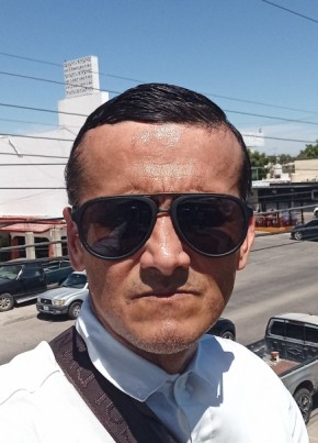 Arturo из Ahoma 45 лет