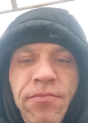 Андрей из Новотроицка 38 лет