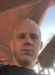 Aleksandr, 31, Saint Petersburg