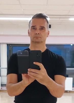 Виктор из Петрозаводска 64 года