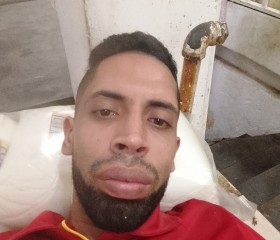 Xavier, 28, La Victoria