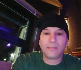 Bilal, 39, Brilon