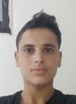 عمار احاجي, 18 лет, بَيْرُوت