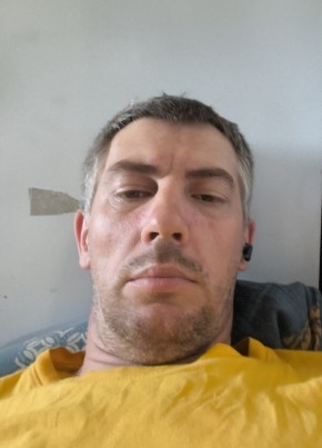 Антон из Стрежевоя 37 лет