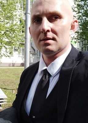 Максим, 41, Россия, Москва