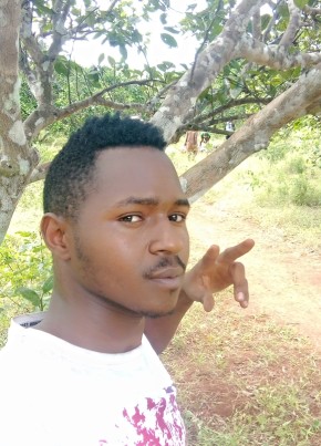 Boka, 25, Tanzania, Arusha