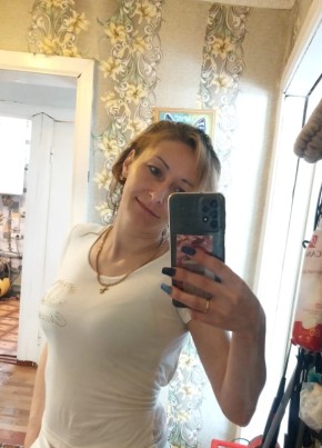 Юлия, 36, Россия, Смирных