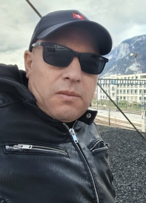 Guto, 47, Schweizerische Eidgenossenschaft, Domat/Ems