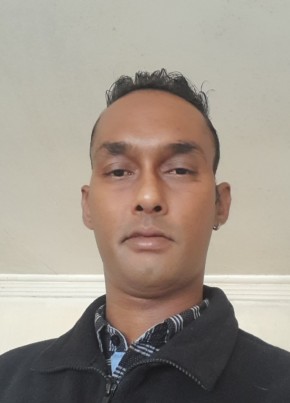 Steven Prasad, 38, Fiji, Suva