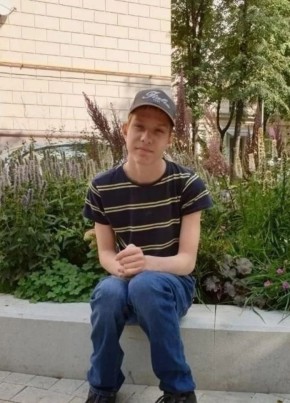 Иван Платов из Москвы 22 года