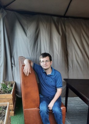 Владимир из Саратова 27 лет