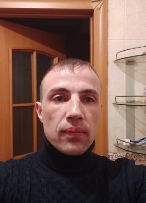 Aleks, 36, Russia, Komsomolsk-on-Amur