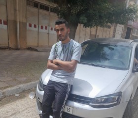 Amine, 20, Ain Temouchent