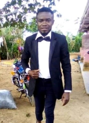 Mvogo, 33, Republic of Cameroon, Yaoundé