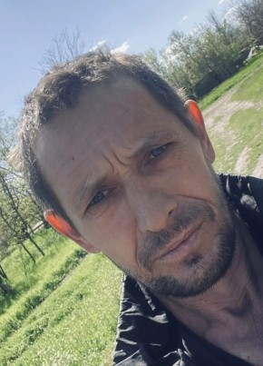 Александр из Семикаракорска 46 лет