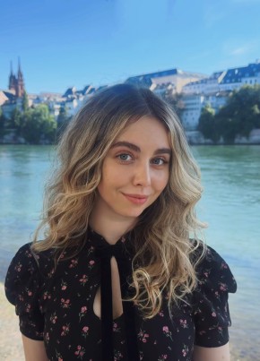 Яна из Москвы 24 года