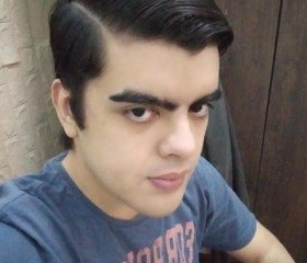 Ale, 30, Asuncion