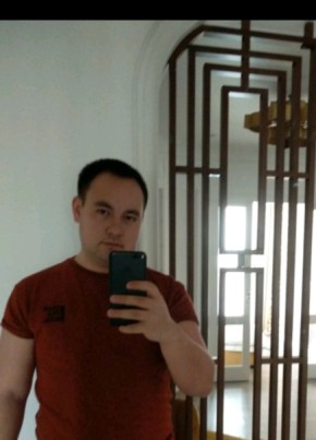 Азат, 32, Россия, Казань