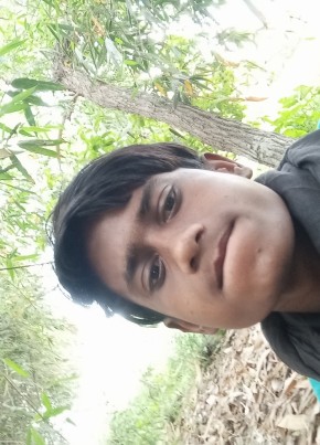 Ashil raj, 18, India, Bangaon (Bihar)