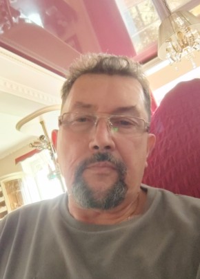 Андрей из Новороссийска 61 год